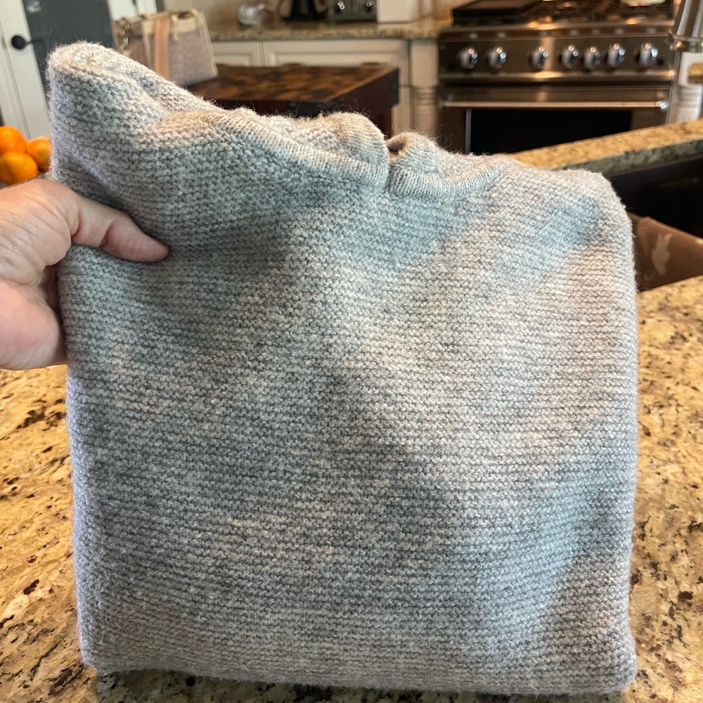 BE COOL Gray Textured Crewneck Sweater